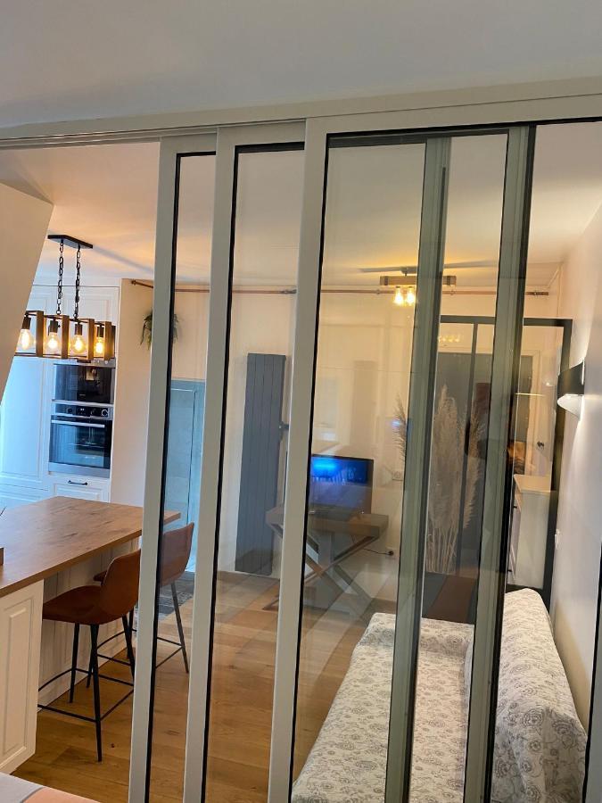 Ollya Apartment Париж Екстериор снимка